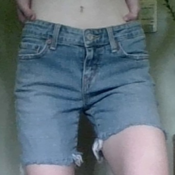 Levi's Denim Shorts - Picture 2 of 2